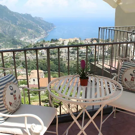 Malu Holiday home Scala